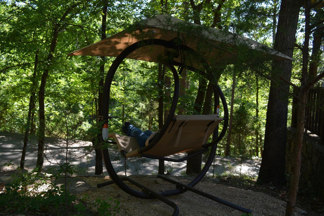 The Woods Cabins Eureka Springs Exterior photo