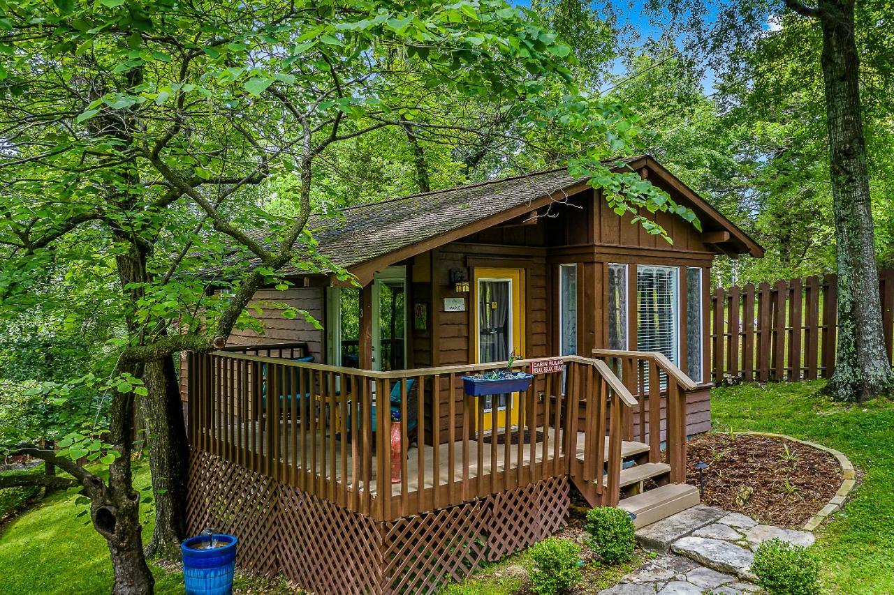 The Woods Cabins Eureka Springs Exterior photo