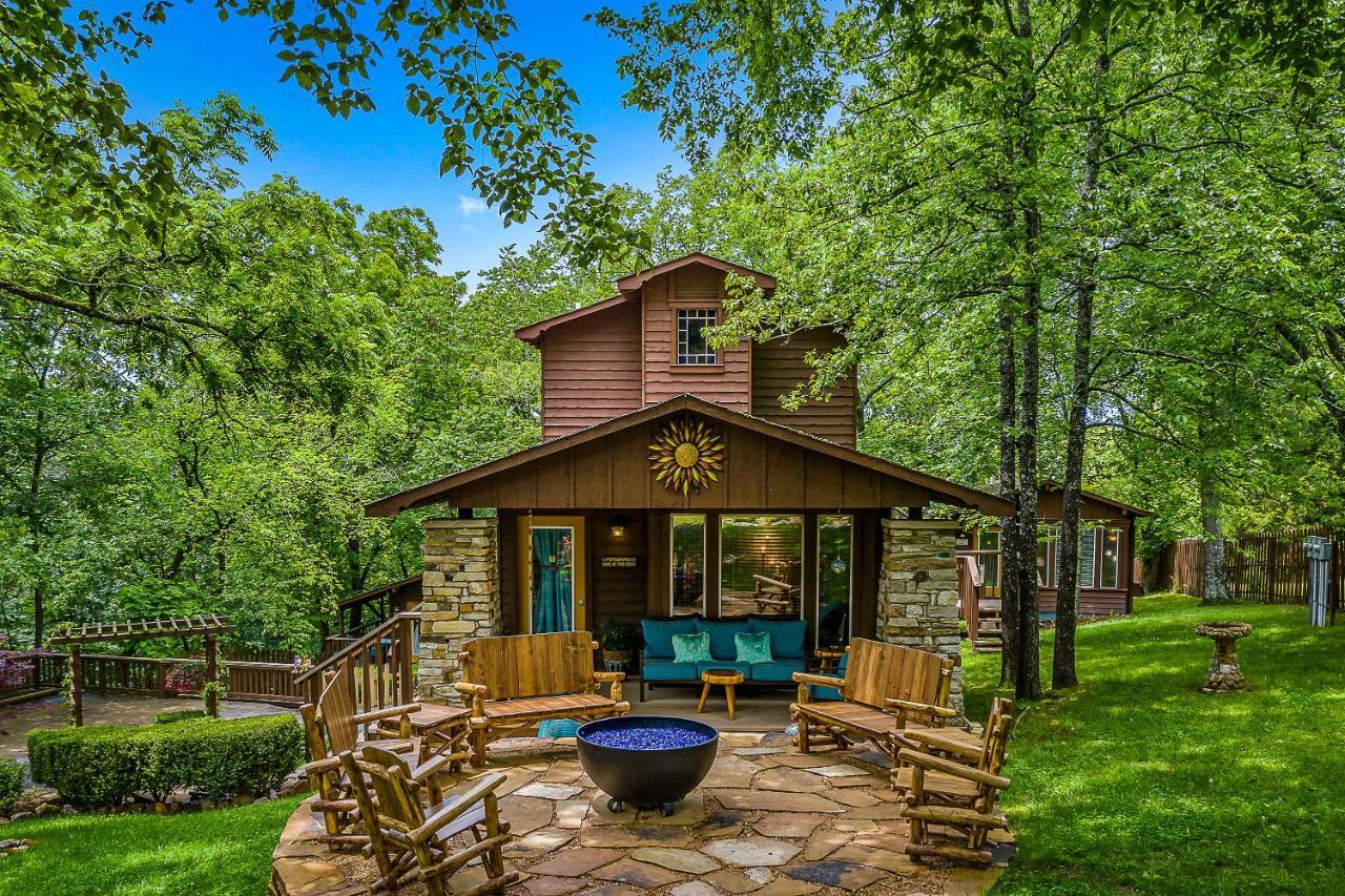 The Woods Cabins Eureka Springs Exterior photo